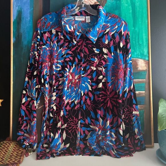 Chico's Bold Blue and Pink Floral Button Down Shirt Size 3 - Picture 2 of 16